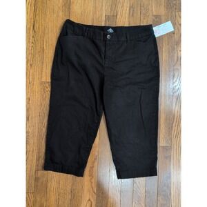 St. John's Bay Womens Black Capri Stretch Chino Style pants Sz 14 Cropped